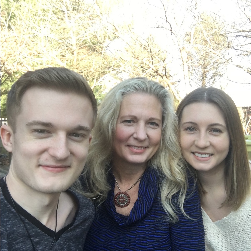 Meet your Posher, Jennifer